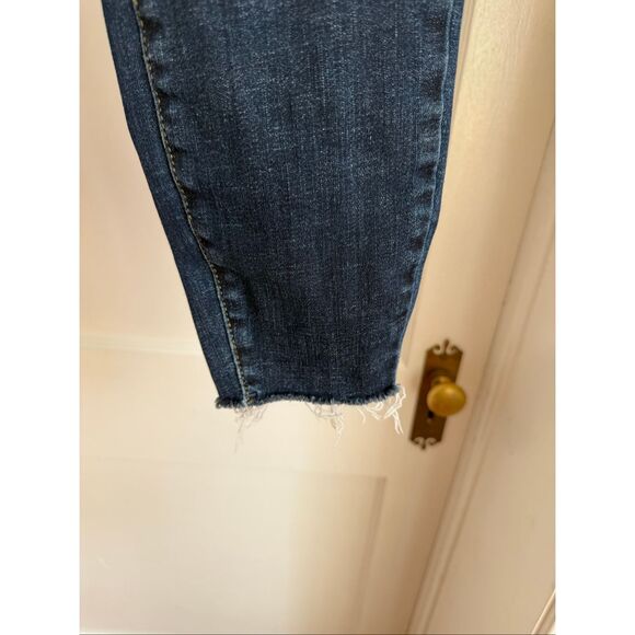 Judy Blue Dark Wash Skinny Fit Jeans w/ Frayed Hem Sz 7/28 EUC - Picture 6 of 10